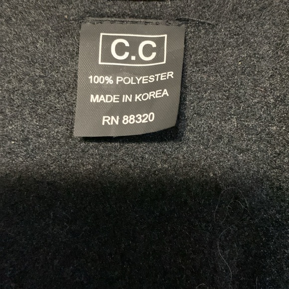 C.C cape - Picture 3 of 6